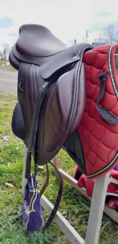 Selle CWD équipée 17,5  mono quartier 