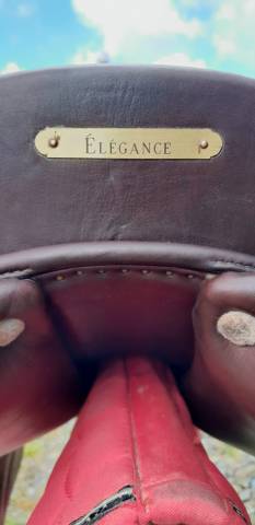 Selle CWD équipée 17,5  mono quartier 