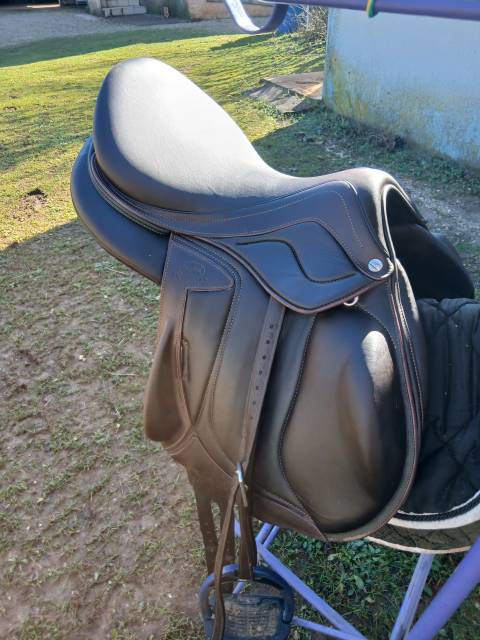 DEVOUCOUX Modèle CHIBERTA LAB 