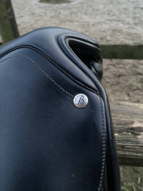 Selle de dressage Bates 