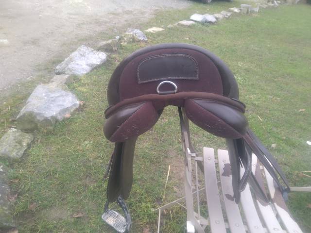 Selle mixte synthétique Norton marron