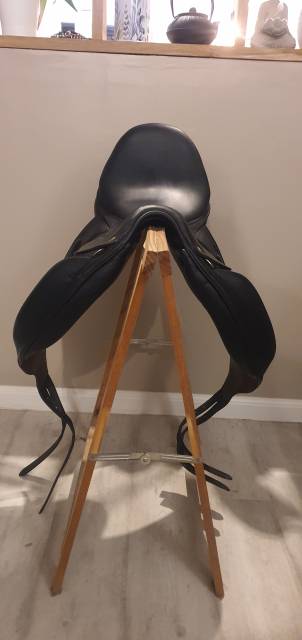 Belloir Saumur selle dressage monoquartier 17.5"
