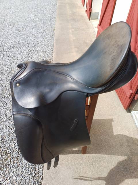Selle dressage grand gilbert noir