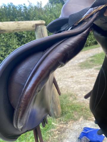 Selle Prestige modèle New Versailles doublé veau 2015