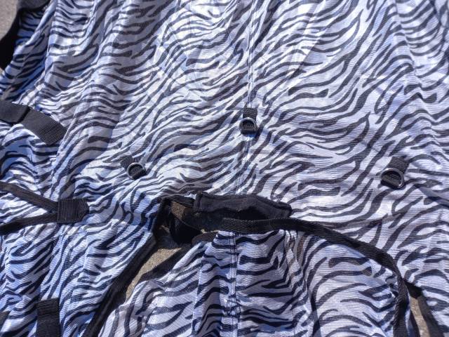 Couverture anti mouche poney