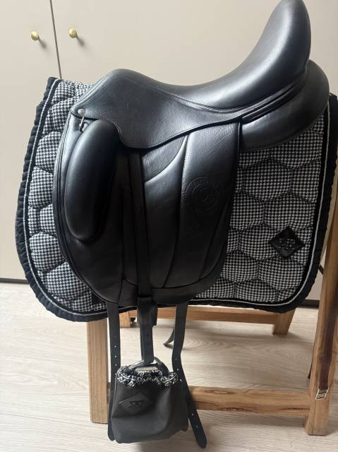 Selle dressage Forestier Aachen