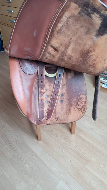 Selle mixte tendance randonn&eacute;e 