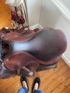 selle Meyer Marianne 17"