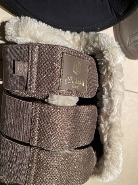 Ensemble guêtres et cloches Eskadron