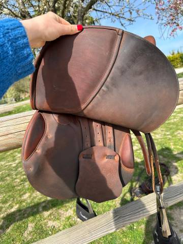 Selle Butet de 2019, taille 17"5 quartier 250