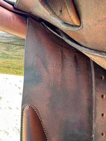 Selle Butet de 2019, taille 17"5 quartier 250