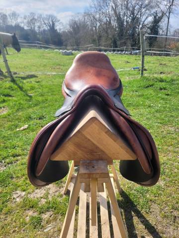 Selle obstacle Hervé godignon 17"5