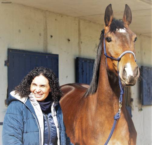Coach indépendante et cavalière équitation étthologique