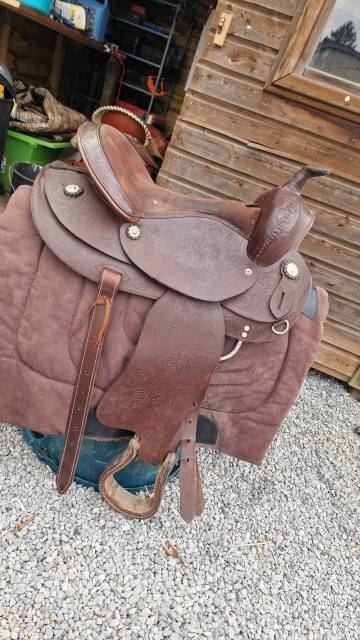 Selle western monte américaine