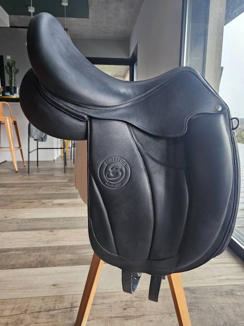 Selle DRESSAGE AACHEN  17 FORESTIER 