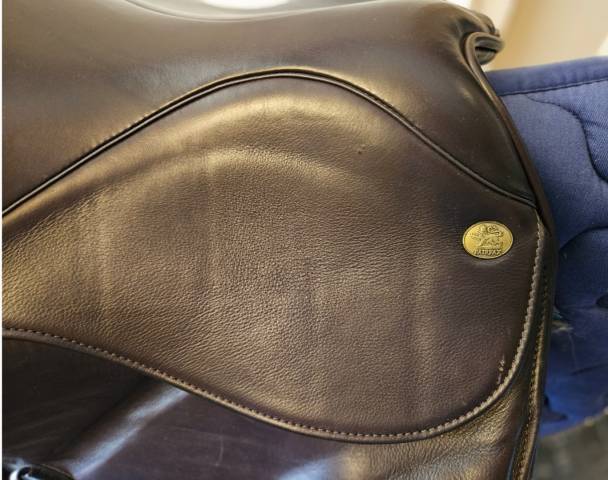 Selle Fairfax dressage 17.5  marron