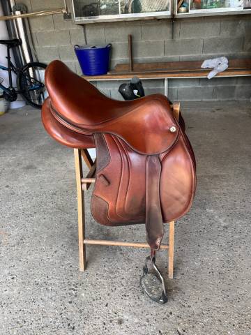 Selle CWD 2022 taille 17