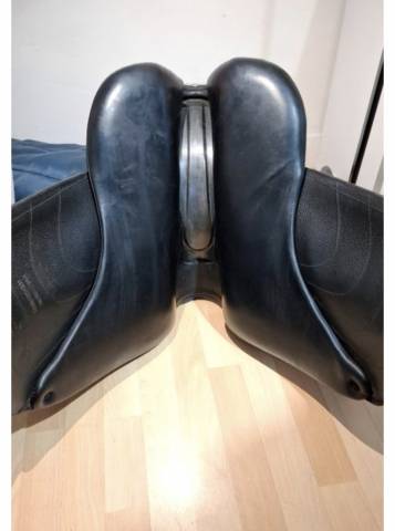 Selle dressage devoucoux harmonie swarovski 