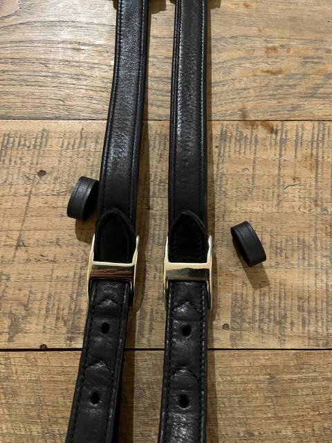 &Eacute;trivi&egrave;res de dressage taille 140 CWD