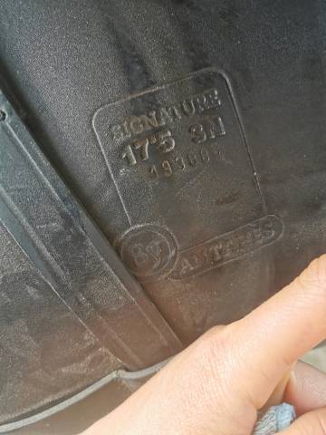 Selle dressage Antares signature 17'5 noir