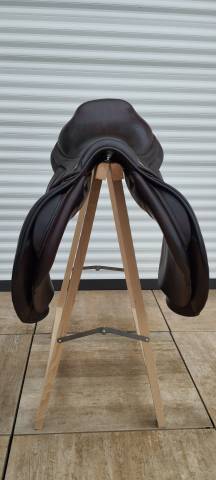 Selle CWD 18'' de 2016, peu utilisée et bien entretenue