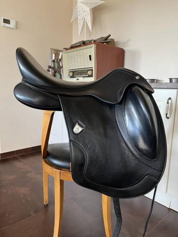 Selle Bates Artiste dressage mono taille 2 (Ex-demo)