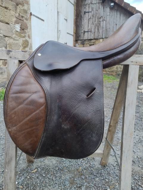 Selle en cuir marron Zaldi