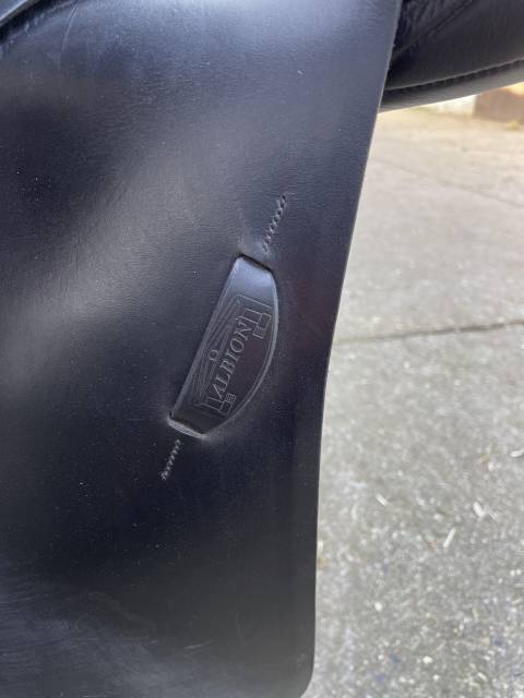 Selle de dressage Albion SLK 17,5