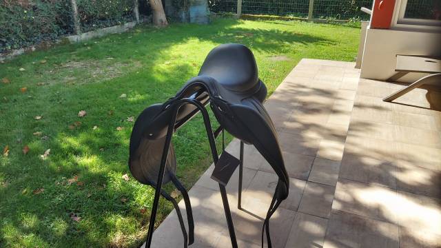 Selle dressage Antar&egrave;s cadence 