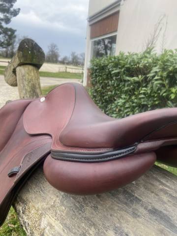 Selle CWD 2024 siège 17,5