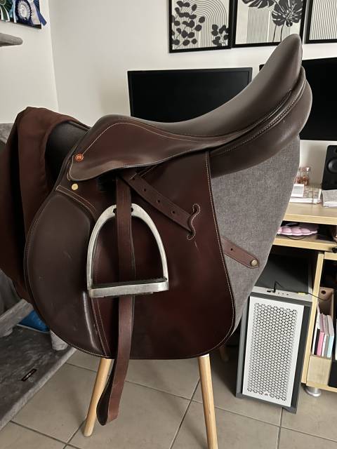 Selle Éric mondange 17,5