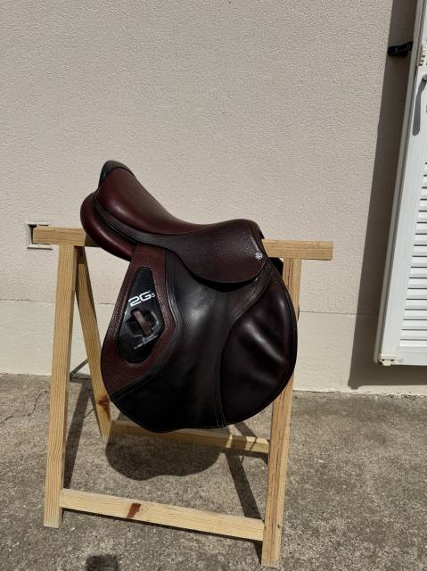 Selle CWD 2GS taille 17