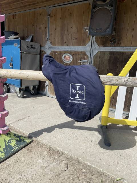 selle Ikonic 17,5 pouces