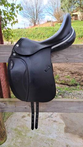 Selle de dressage prestige X Helen 