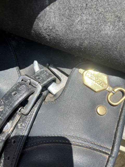 Selle synth&eacute;tique noir  Wintec dressage 17&rsquo;