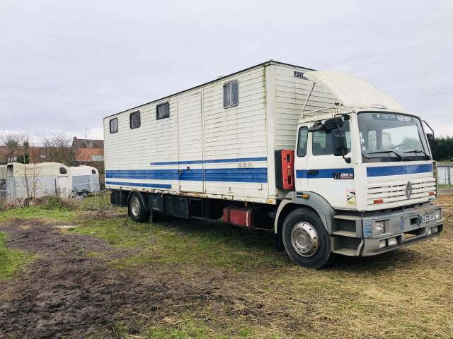 Camion 8 place + cabine 