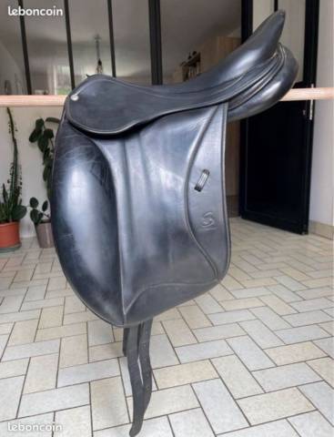 Selle forestier dressage 