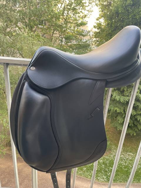 Selle dressage CWD