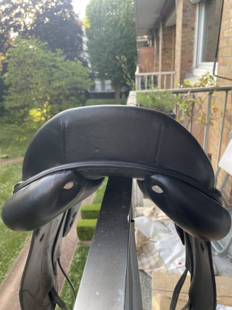 Selle dressage CWD