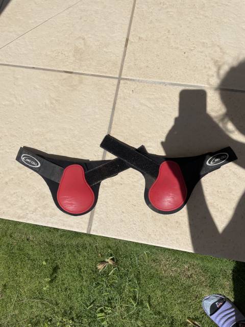 Protège boulet rouge poney