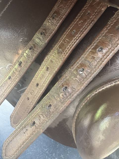 Selle Kieffer 17,5 en bon état.