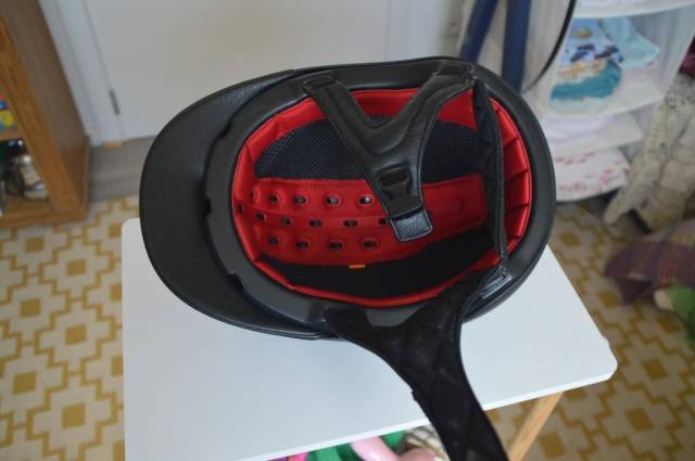 Bombe casque équitation Fouganza 56