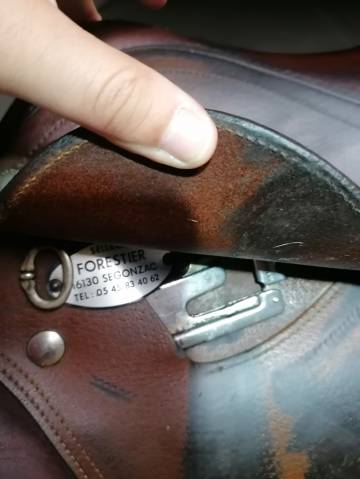 Selle forestier marron taille 17,5, modèle Segonzac 