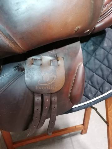 Selle forestier marron taille 17,5, modèle Segonzac 