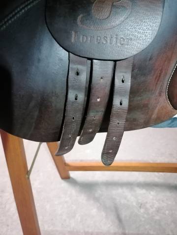 Selle forestier marron taille 17,5, modèle Segonzac 