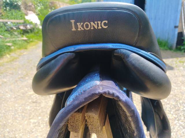 Selle Ikonic Évolution JEV02 taille 17