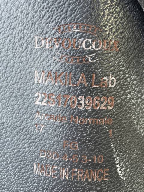 Selle dressage Makila Lab 17"