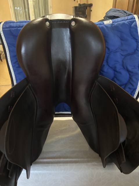 Selle CWD SE02 18 pouces de 2015