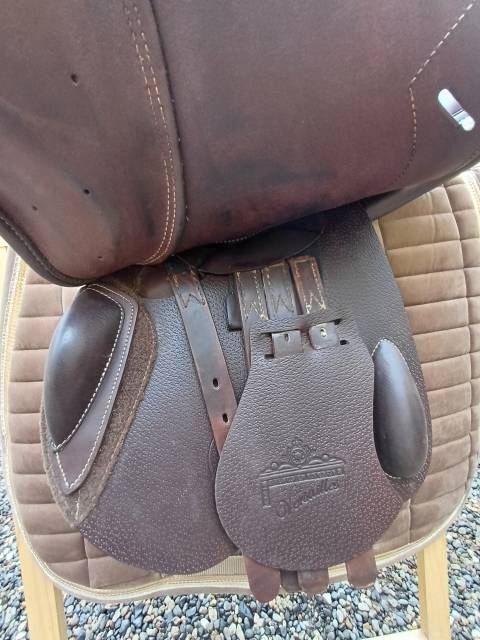 Selle prestige Versailles 17 pouces