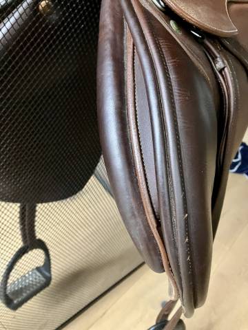 Selle Butet 17 pouces 